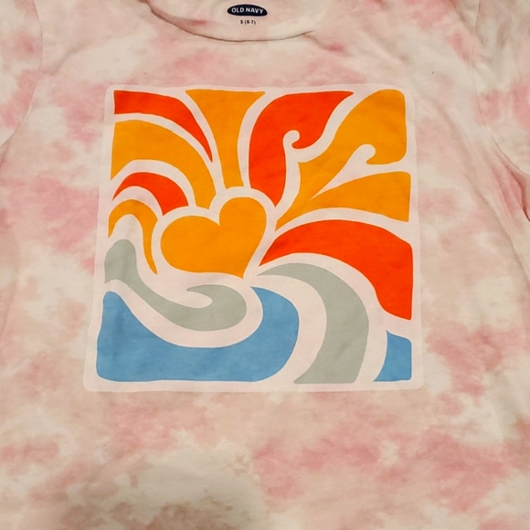 Old Navy Heart T-shirts ❤ - Picture 3 of 4